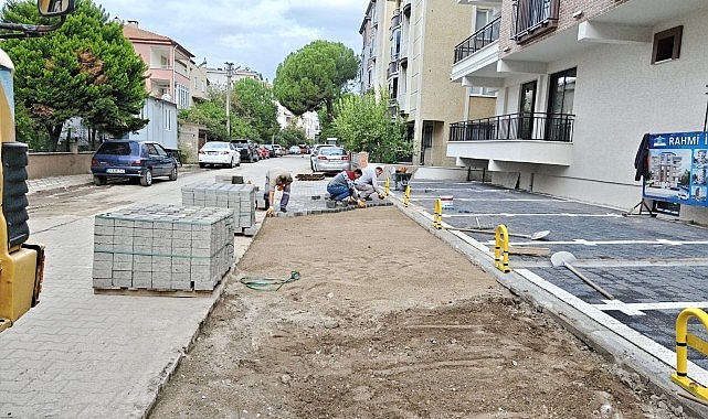 Edremit Belediyesi&rsquo;nde altyapı &ccedil;alışmaları devam ediyor