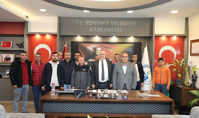 Edremit Belediyesi'nde Bayram Coşkusu