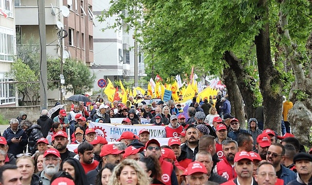Edremit&rsquo;te 1 Mayıs