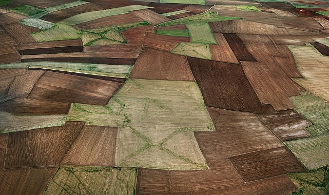 Edward Burtynsky&rsquo;in lensinden yery&uuml;z&uuml;n&uuml;n d&ouml;n&uuml;şen y&uuml;z&uuml;, yeni sezonda Borusan Contemporary&rsquo;de