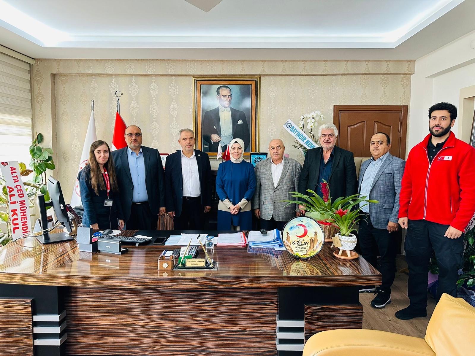 T&uuml;rk Kızılay Nevşehir Heyetinden &Ccedil;evre ve Şehircilik İl M&uuml;d&uuml;r&uuml;'ne Hayırlı Olsun Ziyareti