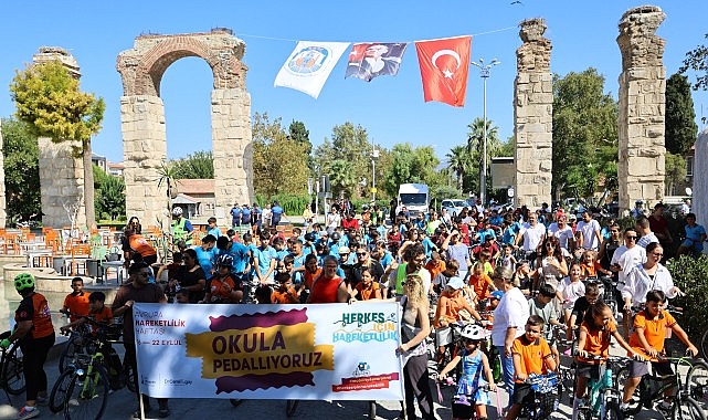 Efes Sel&ccedil;uk&rsquo;ta Avrupa Hareketlilik Haftası Renkli G&ouml;r&uuml;nt&uuml;lere Sahne Oldu