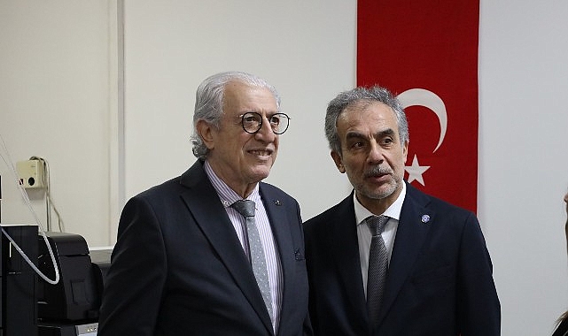 Ege İhracat&ccedil;ı Birlikleri&rsquo;nden Ege &Uuml;niversitesinin laboratuvar altyapısına stratejik bağış