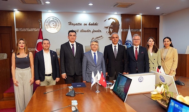 Ege &Uuml;niversitesi Meslek Y&uuml;ksekokulu ve İzmir Doğalgaz Arasında &ldquo;Sanayi İş Birliği Protokol&uuml;&rdquo; imzalandı