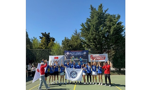 Ege &Uuml;niversitesi Pickleball Takımı T&uuml;rkiye şampiyonu oldu