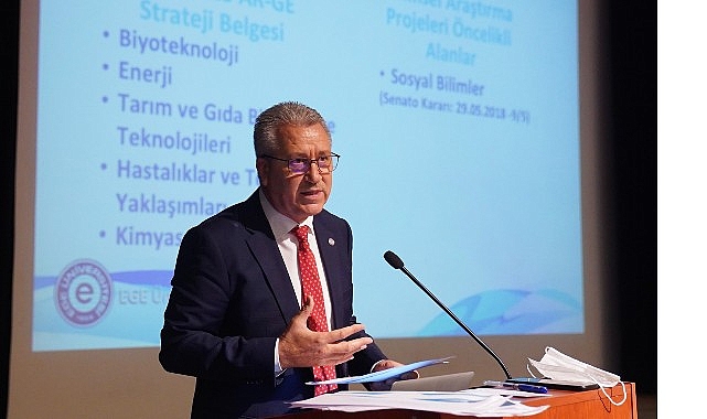 Ege &Uuml;niversitesinin d&uuml;nya &ccedil;apında y&uuml;kselişi s&uuml;r&uuml;yor