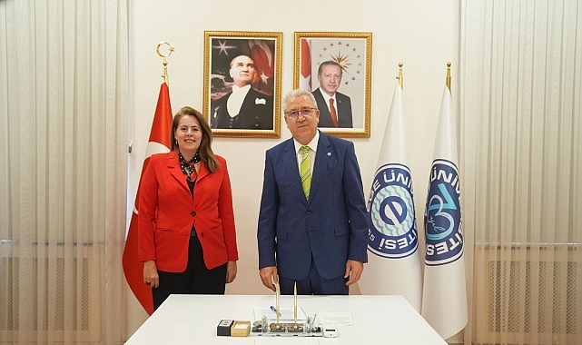 Egeli araştırmacıların &uuml;rettiği &lsquo;Sağlıkta G&uuml;venli İla&ccedil; Hazırlama &Ouml;nl&uuml;ğ&uuml;&rsquo; faydalı model belgesi aldı
