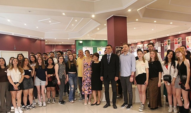 Egeli Grafik Tasarım &ouml;ğrencilerinden yıl sonu sergisi
