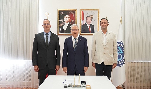 Egeli spor bilimci Dr. &Ouml;ğr. &Uuml;yesi Sel&ccedil;uk A&ccedil;ıkg&ouml;z&rsquo;e Avrupa Komisyonu&rsquo;ndan Prestijli Destek