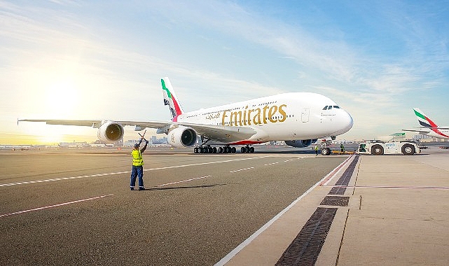 Emirates, d&uuml;nyanın en k&acirc;rlı havayolu olma konumunu koruyor