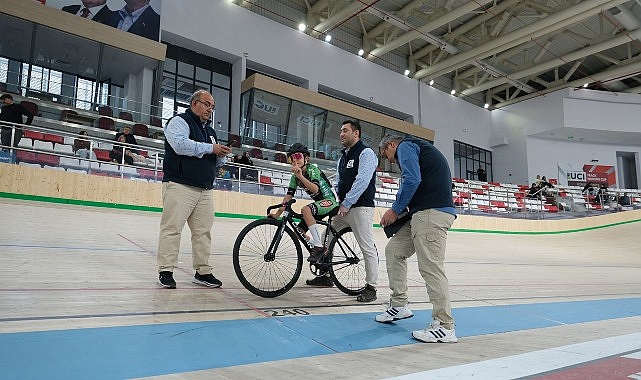 En hızlı, en g&uuml;&ccedil;l&uuml; ve en dayanıklı gen&ccedil; bisiklet&ccedil;iler Konya Velodromu&rsquo;nda buluşuyor