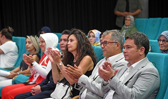 Engelli bireylerden Osmangazi&rsquo;de 30 Ağustos Zafer Bayramı kutlaması