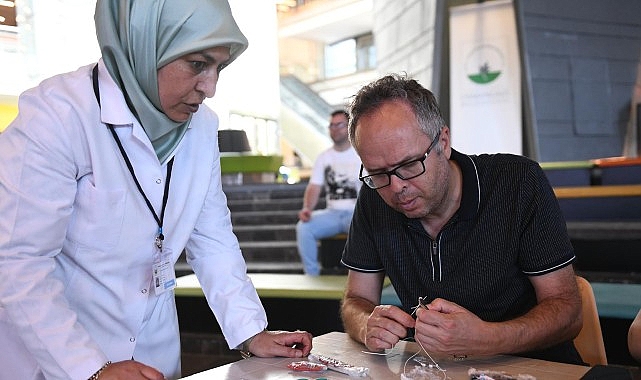 Engelli ve engelsiz bireyler birlikte &uuml;retmenin mutluluğunu yaşadı