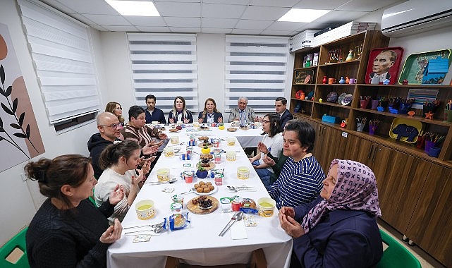 Engelsiz Yaşamevi&rsquo;nde İftar Buluşması