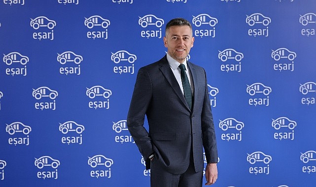 Eşarj Auto &ouml;zelliği ile tek adımda kolay ve g&uuml;venli şarjlanma yeniliği