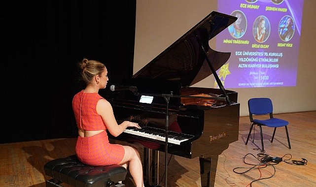 E&Uuml; &ldquo;Altın Kariyer Buluşması&rdquo; sanat ve vefayı bir araya getirdi
