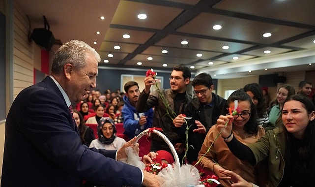E&Uuml; Eğitim Fak&uuml;ltesi yeni &ouml;ğrencilerini bekliyor