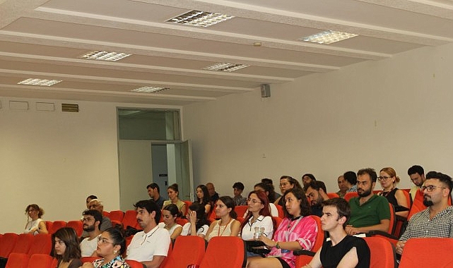 E&Uuml;&ndash;GEE&rsquo;de &ldquo;Baskı Tabanlı İnce Film Organik-Perovskit G&uuml;neş Pilleri&rdquo; Semineri