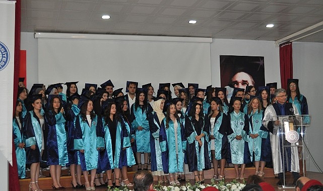 E&Uuml; &Ouml;demiş Sağlık Bilimleri Fak&uuml;ltesinde mezunlar sekt&ouml;re uğurlandı