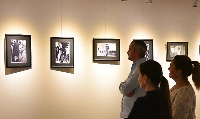 E&Uuml;&rsquo;de Atat&uuml;rk&rsquo;&uuml;n yaşam &ouml;yk&uuml;s&uuml; fotoğraflarla anlatıldı