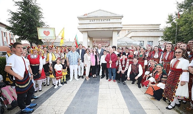 Festival Coşkusu Menderes&rsquo;i Sardı
