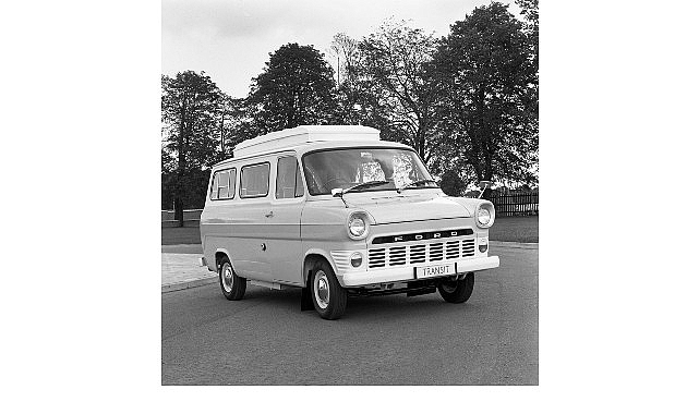 Ford Transit&rsquo;in 60 Yıllık Ser&uuml;veni: Efsanenin Hikayesi Rakamlarla Ta&ccedil;landı