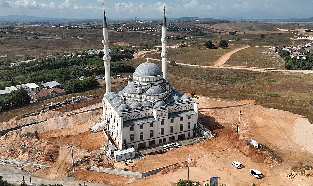 Gebze Tabduk Emre Camii'ne B&uuml;y&uuml;kşehir eli değiyor