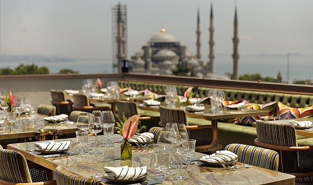 Ge&ccedil;mişten G&uuml;n&uuml;m&uuml;ze Uzanan Bir &ldquo;Sentez&rdquo; Yolculuğu: Y&uuml;zyıllar Boyunca S&uuml;regelen Gastronomi Geleneklerinin Modern Dokunuşlarla Buluşması