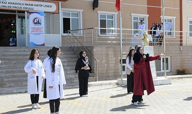 Geleceğin Mimarı Gen&ccedil; Beyinler Projelerini Sergiledi