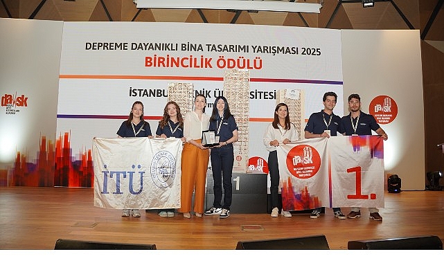 Geleceğin M&uuml;hendisleri İstanbul&rsquo;da Yarıştı, Depreme En Dayanıklı Tasarım &Ouml;d&uuml;llendirildi!