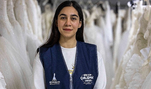 Gelinlik hayali İzmir&rsquo;de &uuml;cretsiz ger&ccedil;ek oluyor
