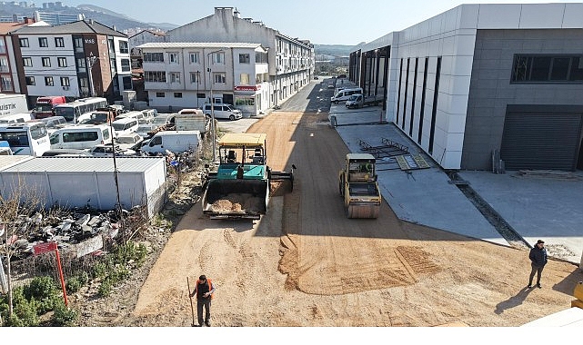 Gemlik&rsquo;te Yollara Asfalt ve Taş Parke