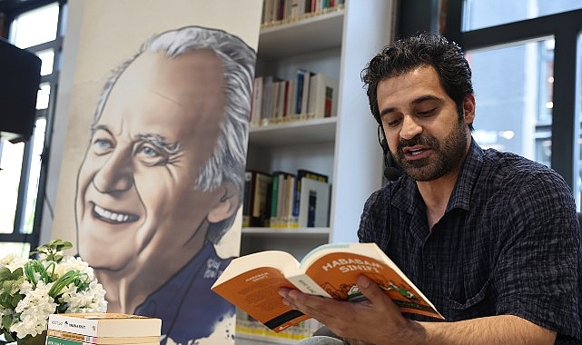 Gen&ccedil; oyuncu, &ouml;ğrencilere &ldquo;Hababam Sınıfı&rdquo;nı okudu