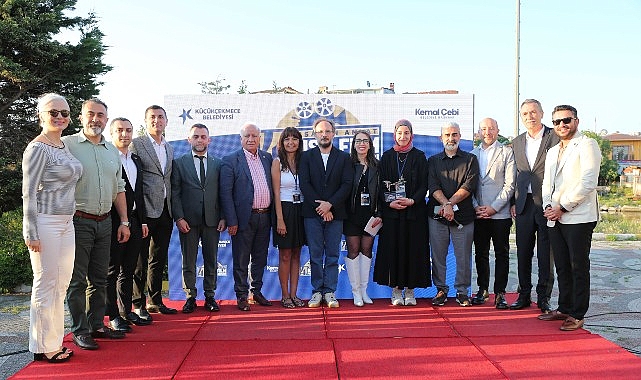 Gen&ccedil; Sinemacılar K&uuml;&ccedil;&uuml;k&ccedil;ekmece&rsquo;de &Ouml;d&uuml;llendirildi