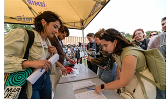 Gen&ccedil;ler 4 il&ccedil;eyi tasarlamak i&ccedil;in yola &ccedil;ıktı