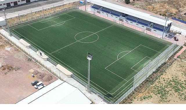 Gen&ccedil;ler i&ccedil;in bir futbol sahası da Alikahya'ya