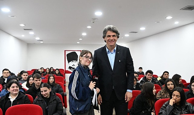 Gen&ccedil;ler Sordu, Başkan Kocaman Yanıtladı