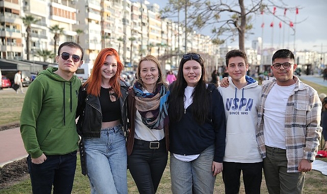 Gen&ccedil;liğin sesi Konak&rsquo;tan y&uuml;kselecek