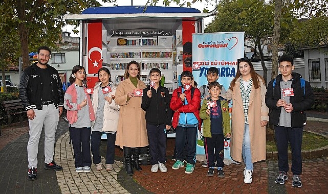 Gezici K&uuml;t&uuml;phaneden &Ccedil;ocuklara &Ouml;zel Bayram Turu