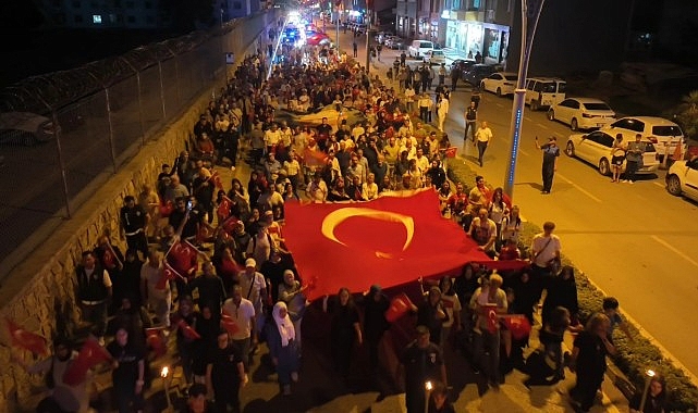 G&ouml;lc&uuml;k, 15 Temmuz Destanı İ&ccedil;in Yine Dimdik Ayakta