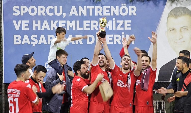 G&ouml;lc&uuml;k Belediye Başkanlık Kupası'nda Şampiyon İhsaniyespor
