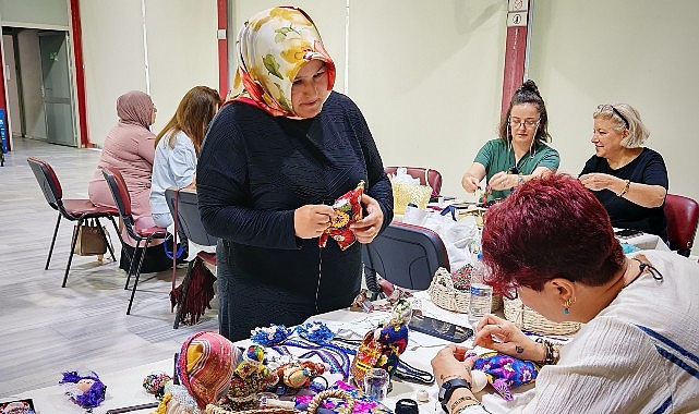 G&ouml;lc&uuml;k Belediyesi&rsquo;nden Sanatseverlere &Ouml;zel At&ouml;lye