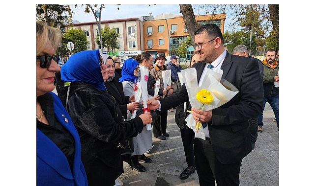 G&ouml;lc&uuml;k'te 5 Aralık D&uuml;nya Kadın Hakları G&uuml;n&uuml; Kutlandı