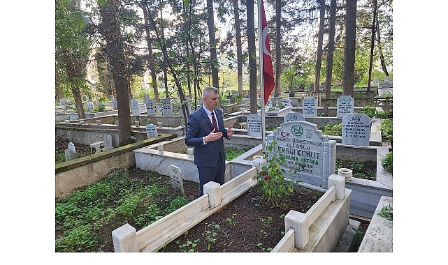 G&ouml;lc&uuml;k'te &Ouml;ğretmenler G&uuml;n&uuml; T&ouml;renle Kutlandı