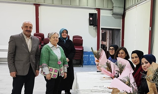 G&ouml;lc&uuml;k&rsquo;te Sanat &Ccedil;i&ccedil;ek A&ccedil;tı