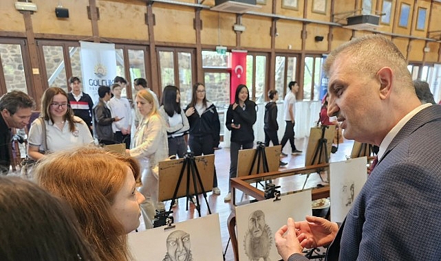 G&ouml;lc&uuml;k&rsquo;teki Tarihi Yapılar G&ouml;lc&uuml;kl&uuml; &Ouml;ğrencilere İlham Oldu