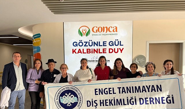 Gonca'da g&uuml;l&uuml;mseten hizmet