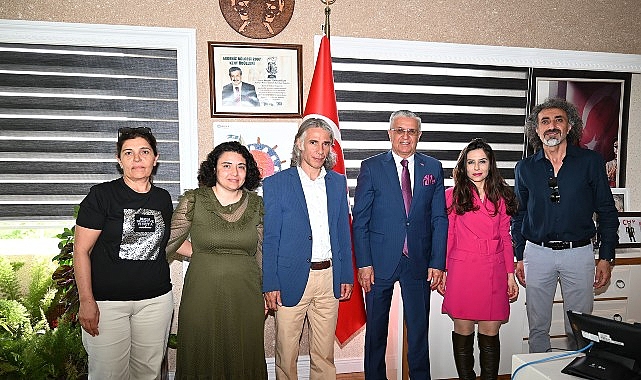 G&ouml;yn&uuml;k Ortaokul M&uuml;d&uuml;r&uuml;nden Başkan Topaloğlu&rsquo;na ziyaret