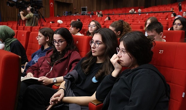 Gri Ko&ccedil;'tan Kitap Fuarı'na &ouml;zel derece taktikleri