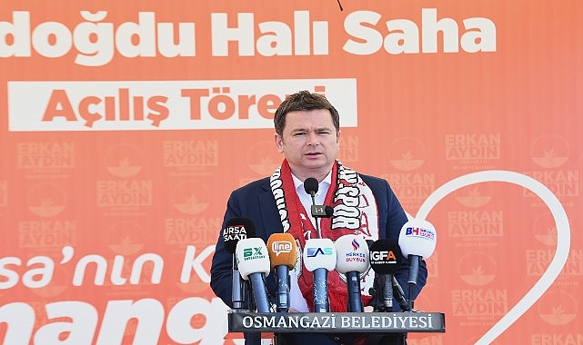 G&uuml;ndoğdu Futbol Sahası hizmete a&ccedil;ıldı